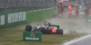 Foto zur News: Alonso: Monza-Asphalt entspricht nicht Formel-1-Standard