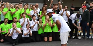 Foto zur News: Man verliert nur dreimal: Rosberg jubelt mit