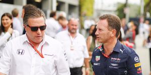 Foto zur News: Zank um &quot;Haifischflosse&quot;: Red Bull attackiert McLaren
