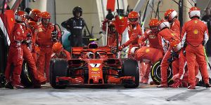 Foto zur News: Boxenstopp-Pannen immer bei Ferrari: Wirklich nur Zufall?