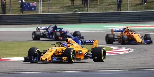 Foto zur News: Alonso gegen Vettel: Überholmanöver kein Trost für McLaren