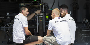 Foto zur News: Mercedes: Entscheidung über Motor-Update am Freitagabend?