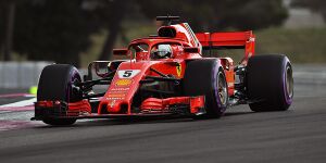Foto zur News: Vettel gibt nach Quali-Rutschern zu: &quot;Habe zu hart