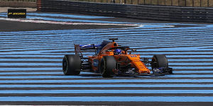 Foto zur News: &quot;Schlechteste Performance&quot;: Alonso erklärt seinen Funk-Frust