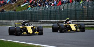 Foto zur News: Werksteam kneift: Renault bietet Red Bull Risiko-Motor an