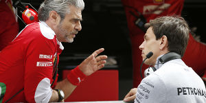 Foto zur News: Formel-1-Live-Ticker: Ferrari-Boss entschuldigt sich bei