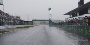 Foto zur News: Formel-1-Wetter Suzuka: Taifun Kong Rey nimmt Kurs auf
