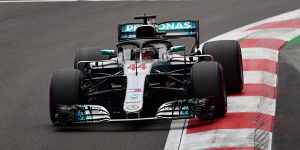 Foto zur News: Lewis Hamilton kann mit P3 gut leben: Red Bull &quot;in einer