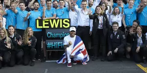 Foto zur News: Lewis Hamilton schließt Wechsel zu anderem Formel-1-Team