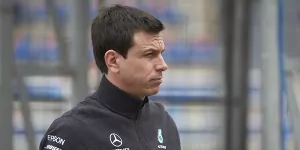 Foto zur News: Toto Wolff: Haben von Pirelli die falschen Dinge verlangt