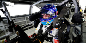 Foto zur News: Fernando Alonso: Wechsel in die NASCAR-Serie höchstens für