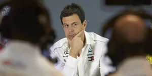 Foto zur News: Neue Regeln für 2019 ein Flop? Toto Wolff verteidigt