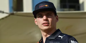 Foto zur News: Weltrekorde und Rammstöße: Wie Verstappen online für