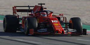 Foto zur News: Formel-1-Testfahrten 2019 Barcelona: Ferrari schockt die
