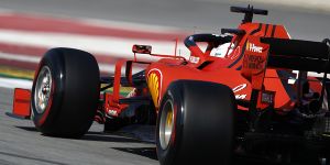 Foto zur News: Formel-1-Tests 2019 Barcelona: Ferrari zu schnell für