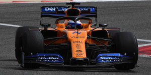 Foto zur News: Alonso nach Test des MCL34: McLaren geht &quot;in die richtige