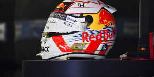 Foto zur News: Red Bull: Verstappen darf anderen Helm verwenden als Gasly