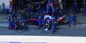 Foto zur News: Toro Rosso verhaut Boxenstopp komplett: Was war da los?