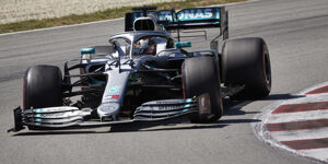 Foto zur News: Hamilton erneuert Pirelli-Kritik: &quot;Wollen bis zum Limit