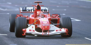 Foto zur News: Video: Formel-1-Legende Ferrari F2004 in der Retrospektive