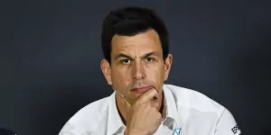 Foto zur News: &quot;Wir stehen dahinter&quot;: Budgetobergrenze wird laut Toto Wolff