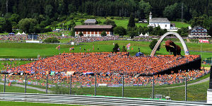 Foto zur News: Formel-1-Live-Ticker: 200.000 Fans werden in Spielberg