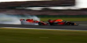 Foto zur News: &quot;War mein Fehler&quot;: Vettel entschuldigt sich nach Crash bei