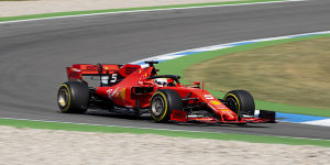 Foto zur News: Luft nach oben: Vettel wittert Chancen in Hockenheim