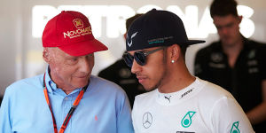 Foto zur News: Red Bull, Mercedes, Ferrari: Hamiltons Karriereplan unter