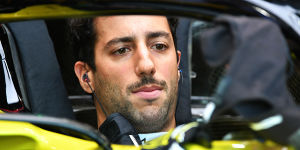 Foto zur News: &quot;Sollten mein Flugticket zahlen&quot;: Ricciardo versteht