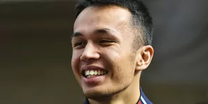 Foto zur News: Offiziell: Alexander Albon fährt auch 2020 für Red Bull