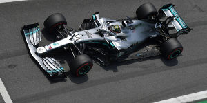 Foto zur News: &quot;Ich komme rein&quot;: Mercedes gibt Lewis Hamilton keine Schuld
