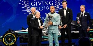 Foto zur News: FIA-Gala 2019 in Paris: Weltmeister im Louvre ausgezeichnet