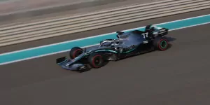 Foto zur News: Drag und Power: Bottas identifiziert Schwächen bei Mercedes