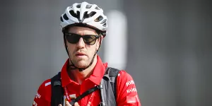 Foto zur News: Sebastian Vettel als Flaschensammler: &quot;Die Politik hat