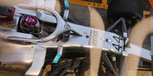 Foto zur News: F1-Test Barcelona: Riesen-Aufregung um Mercedes-Trick!