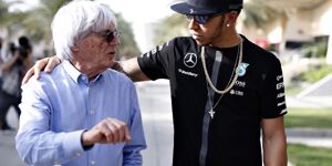Foto zur News: Bernie Ecclestone stimmt Hamilton zu: Formel 1 ist zu sicher