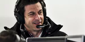 Foto zur News: Toto Wolff über Mercedes-Rolle: &quot;Diskutieren wir gerade&quot;