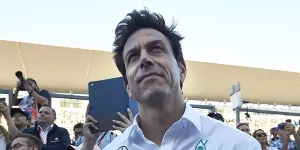 Foto zur News: &quot;Nicht schon wieder!&quot;: Mercedes für Toto Wolff auch 2020