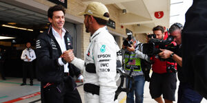 Foto zur News: Formel-1-Liveticker: Mercedes: &quot;Wir stehen an deiner Seite,