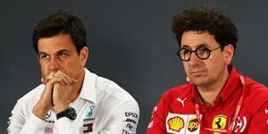 Foto zur News: Binotto stichelt gegen Mercedes: Geht um &quot;Verantwortung&quot; für
