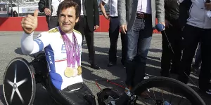 Foto zur News: Formel-1-Liveticker: Formel 1 geschockt: Zanardi weiterhin