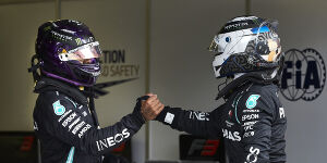 Foto zur News: Toto Wolff: Gleiche Strategie für beide Mercedes-Fahrer