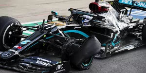 Foto zur News: &quot;Rückschlag&quot; für Bottas: Nullnummer nach Reifenschaden in