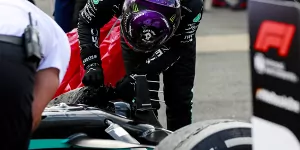 Foto zur News: Mercedes-Reifenschäden in Silverstone: DAS hat keine Rolle