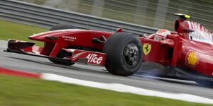 Foto zur News: Kimi Räikkönen: Ferrari ist auch nicht anders als andere