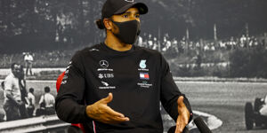Foto zur News: Warum sich Lewis Hamilton direkt nach dem Qualifying umzieht