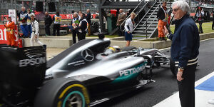 Foto zur News: Bernie Ecclestone: Hamilton-Erfolge nicht mit Schumacher