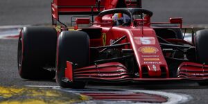 Foto zur News: Sebastian Vettel mit Rückstand in Q2: &quot;Kann ich mir nicht