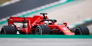 Foto zur News: Vettel auf P10: &quot;Ob ich ein kompletter Idiot bin? Das wage